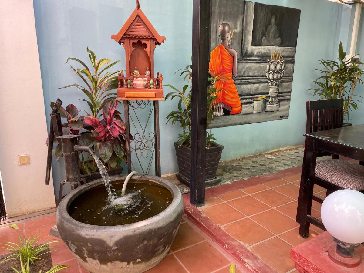 The Bygone Hotel Siem Reap Exterior photo